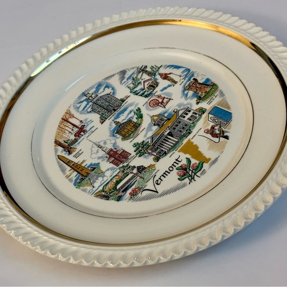 Vintage Vermont State Souvenir Plate - 10.5” Collectible with Iconic Landmarks - Picture 16 of 16